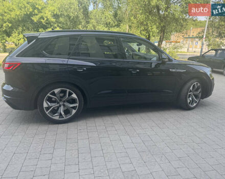 Синий Фольксваген Туарег, объемом двигателя 2.97 л и пробегом 233 тыс. км за 44500 $, фото 2 на Automoto.ua