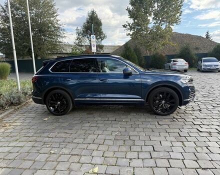 Синий Фольксваген Туарег, объемом двигателя 3 л и пробегом 180 тыс. км за 51000 $, фото 2 на Automoto.ua