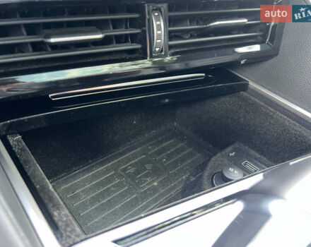 Синій Фольксваген Туарег, об'ємом двигуна 4 л та пробігом 144 тис. км за 52900 $, фото 13 на Automoto.ua