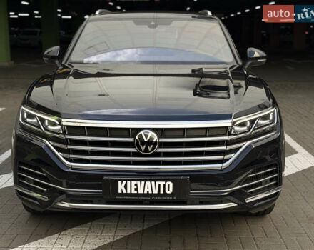 Синий Фольксваген Туарег, объемом двигателя 3 л и пробегом 88 тыс. км за 52000 $, фото 1 на Automoto.ua