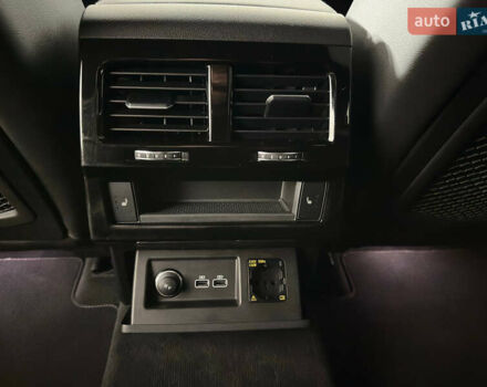 Синій Фольксваген Туарег, об'ємом двигуна 3 л та пробігом 117 тис. км за 52999 $, фото 71 на Automoto.ua