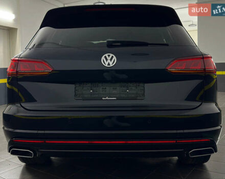 Синій Фольксваген Туарег, об'ємом двигуна 3 л та пробігом 117 тис. км за 52999 $, фото 20 на Automoto.ua