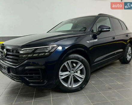 Синій Фольксваген Туарег, об'ємом двигуна 3 л та пробігом 117 тис. км за 52999 $, фото 2 на Automoto.ua