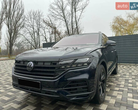 Синий Фольксваген Туарег, объемом двигателя 3 л и пробегом 115 тыс. км за 55000 $, фото 1 на Automoto.ua