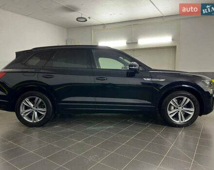 Синій Фольксваген Туарег, об'ємом двигуна 3 л та пробігом 117 тис. км за 52999 $, фото 22 на Automoto.ua