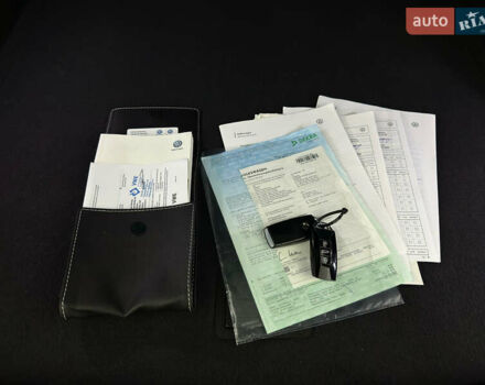 Синій Фольксваген Туарег, об'ємом двигуна 3 л та пробігом 117 тис. км за 52999 $, фото 93 на Automoto.ua