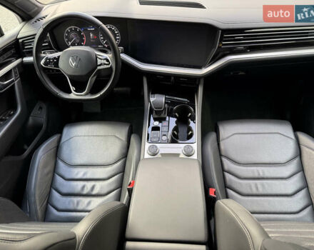 Синий Фольксваген Туарег, объемом двигателя 3 л и пробегом 88 тыс. км за 52000 $, фото 11 на Automoto.ua