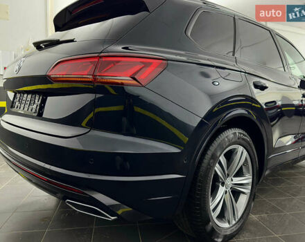 Синій Фольксваген Туарег, об'ємом двигуна 3 л та пробігом 117 тис. км за 52999 $, фото 33 на Automoto.ua