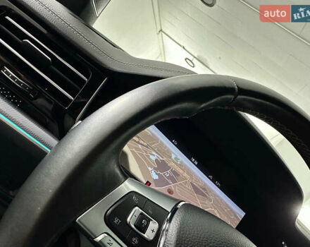 Синій Фольксваген Туарег, об'ємом двигуна 3 л та пробігом 117 тис. км за 52999 $, фото 74 на Automoto.ua