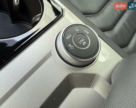 Синий Фольксваген Туарег, объемом двигателя 3 л и пробегом 88 тыс. км за 52000 $, фото 22 на Automoto.ua