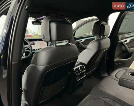 Синій Фольксваген Туарег, об'ємом двигуна 3 л та пробігом 117 тис. км за 52999 $, фото 62 на Automoto.ua