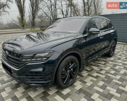 Синий Фольксваген Туарег, объемом двигателя 3 л и пробегом 115 тыс. км за 55000 $, фото 2 на Automoto.ua