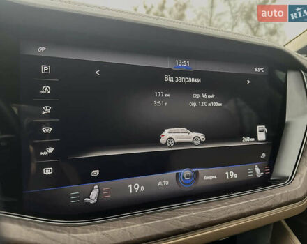 Синий Фольксваген Туарег, объемом двигателя 3 л и пробегом 115 тыс. км за 55000 $, фото 18 на Automoto.ua