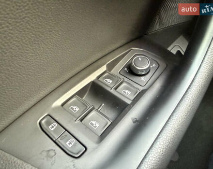 Синий Фольксваген Туарег, объемом двигателя 3 л и пробегом 88 тыс. км за 52000 $, фото 20 на Automoto.ua