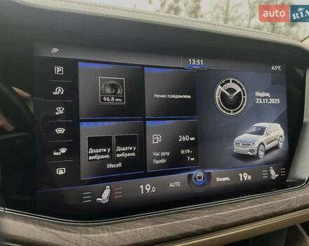 Синий Фольксваген Туарег, объемом двигателя 3 л и пробегом 115 тыс. км за 55000 $, фото 19 на Automoto.ua