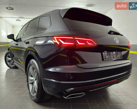 Синій Фольксваген Туарег, об'ємом двигуна 3 л та пробігом 117 тис. км за 52999 $, фото 8 на Automoto.ua