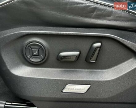 Синий Фольксваген Туарег, объемом двигателя 2.97 л и пробегом 170 тыс. км за 49999 $, фото 23 на Automoto.ua