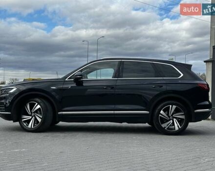 Синий Фольксваген Туарег, объемом двигателя 2.97 л и пробегом 170 тыс. км за 49999 $, фото 6 на Automoto.ua