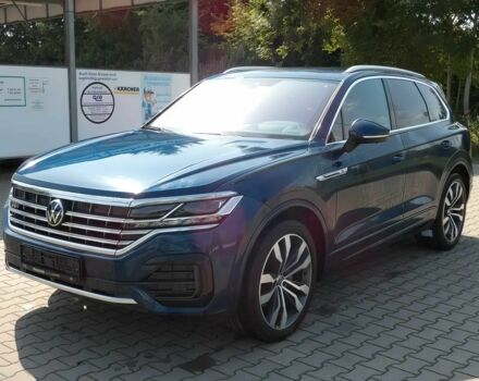 Синий Фольксваген Туарег, объемом двигателя 3 л и пробегом 12 тыс. км за 42500 $, фото 2 на Automoto.ua