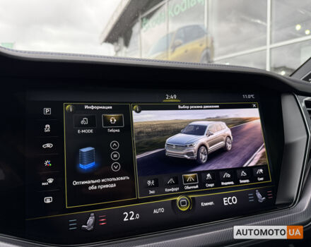 Синий Фольксваген Туарег, объемом двигателя 3 л и пробегом 83 тыс. км за 56990 $, фото 20 на Automoto.ua