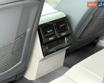 Синій Фольксваген Туарег, об'ємом двигуна 2.97 л та пробігом 145 тис. км за 54800 $, фото 39 на Automoto.ua