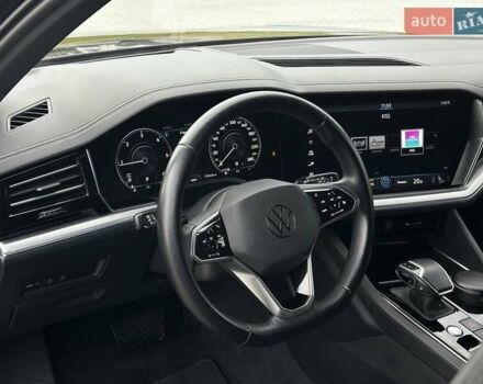 Синий Фольксваген Туарег, объемом двигателя 2.97 л и пробегом 170 тыс. км за 49999 $, фото 25 на Automoto.ua