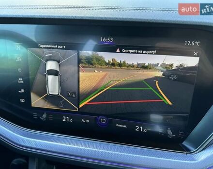 Синий Фольксваген Туарег, объемом двигателя 2.99 л и пробегом 72 тыс. км за 63500 $, фото 22 на Automoto.ua