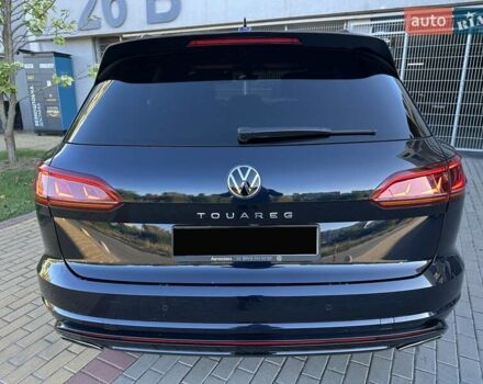 Синий Фольксваген Туарег, объемом двигателя 2.99 л и пробегом 72 тыс. км за 63500 $, фото 4 на Automoto.ua