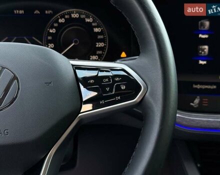 Синий Фольксваген Туарег, объемом двигателя 3 л и пробегом 51 тыс. км за 59999 $, фото 52 на Automoto.ua