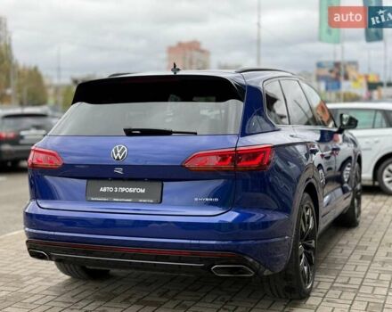 Синій Фольксваген Туарег, об'ємом двигуна 3 л та пробігом 83 тис. км за 54499 $, фото 5 на Automoto.ua