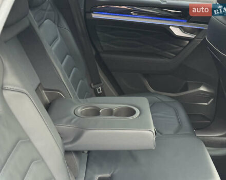 Синий Фольксваген Туарег, объемом двигателя 3 л и пробегом 74 тыс. км за 62700 $, фото 28 на Automoto.ua