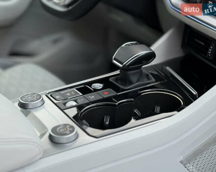 Синій Фольксваген Туарег, об'ємом двигуна 2.97 л та пробігом 145 тис. км за 54800 $, фото 26 на Automoto.ua