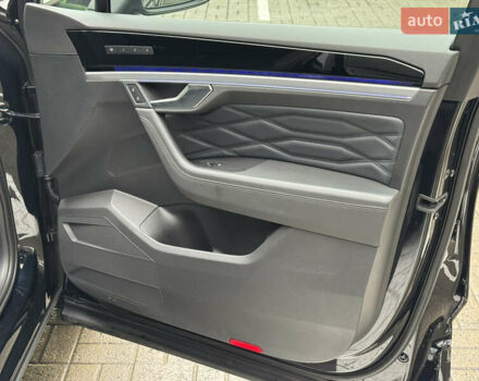 Синий Фольксваген Туарег, объемом двигателя 3 л и пробегом 74 тыс. км за 62700 $, фото 29 на Automoto.ua