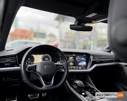 Синий Фольксваген Туарег, объемом двигателя 3 л и пробегом 83 тыс. км за 60900 $, фото 17 на Automoto.ua