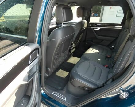 Синий Фольксваген Туарег, объемом двигателя 3 л и пробегом 12 тыс. км за 42500 $, фото 10 на Automoto.ua