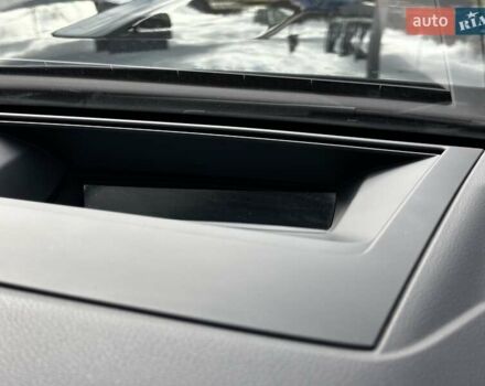 Синий Фольксваген Туарег, объемом двигателя 2.97 л и пробегом 170 тыс. км за 49999 $, фото 38 на Automoto.ua