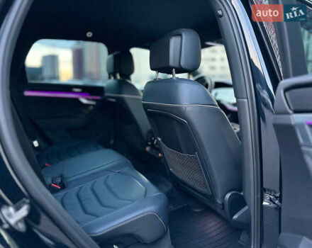 Синий Фольксваген Туарег, объемом двигателя 3 л и пробегом 74 тыс. км за 68700 $, фото 49 на Automoto.ua