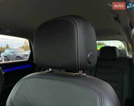 Синий Фольксваген Туарег, объемом двигателя 3 л и пробегом 51 тыс. км за 59999 $, фото 39 на Automoto.ua