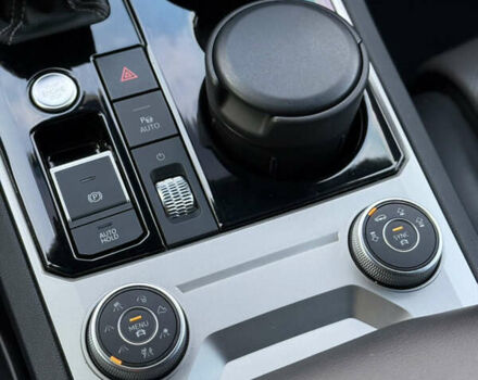 Синий Фольксваген Туарег, объемом двигателя 2.97 л и пробегом 46 тыс. км за 61900 $, фото 13 на Automoto.ua