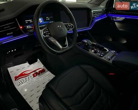 Синий Фольксваген Туарег, объемом двигателя 3 л и пробегом 51 тыс. км за 59999 $, фото 110 на Automoto.ua