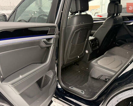 Синий Фольксваген Туарег, объемом двигателя 2.97 л и пробегом 163 тыс. км за 55000 $, фото 33 на Automoto.ua