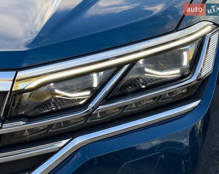 Синий Фольксваген Туарег, объемом двигателя 3 л и пробегом 51 тыс. км за 59999 $, фото 13 на Automoto.ua