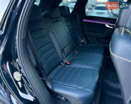 Синий Фольксваген Туарег, объемом двигателя 3 л и пробегом 74 тыс. км за 68700 $, фото 53 на Automoto.ua