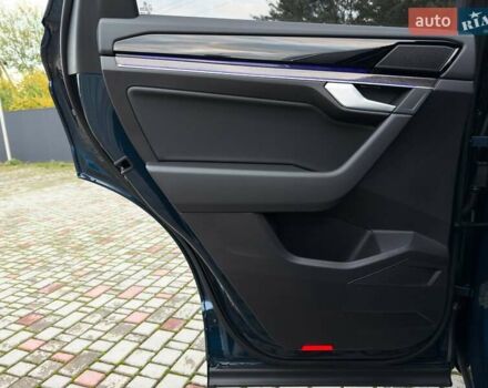 Синий Фольксваген Туарег, объемом двигателя 3 л и пробегом 51 тыс. км за 59999 $, фото 61 на Automoto.ua