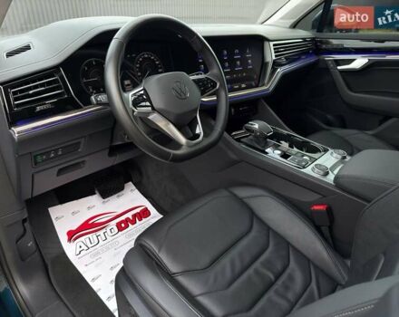 Синий Фольксваген Туарег, объемом двигателя 3 л и пробегом 51 тыс. км за 59999 $, фото 45 на Automoto.ua