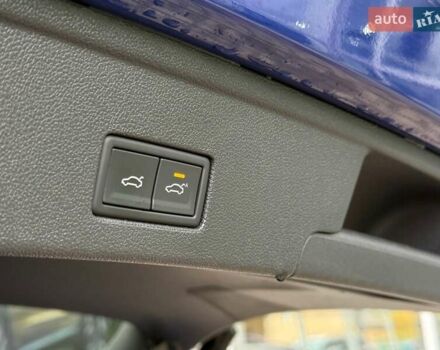 Синій Фольксваген Туарег, об'ємом двигуна 3 л та пробігом 83 тис. км за 54499 $, фото 29 на Automoto.ua