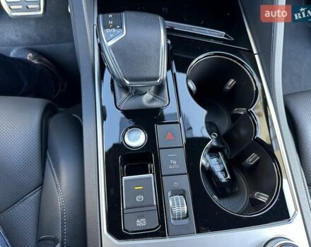 Синий Фольксваген Туарег, объемом двигателя 2.99 л и пробегом 72 тыс. км за 63500 $, фото 20 на Automoto.ua