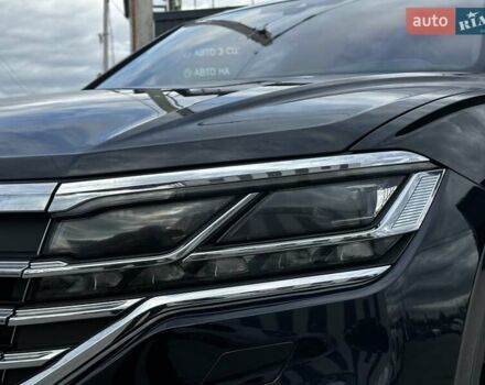 Синий Фольксваген Туарег, объемом двигателя 2.97 л и пробегом 170 тыс. км за 49999 $, фото 3 на Automoto.ua