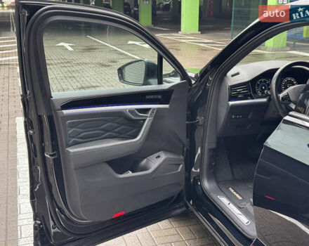 Синий Фольксваген Туарег, объемом двигателя 3 л и пробегом 74 тыс. км за 62700 $, фото 12 на Automoto.ua