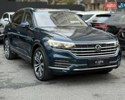 Синій Фольксваген Туарег, об'ємом двигуна 2.97 л та пробігом 145 тис. км за 54800 $, фото 4 на Automoto.ua